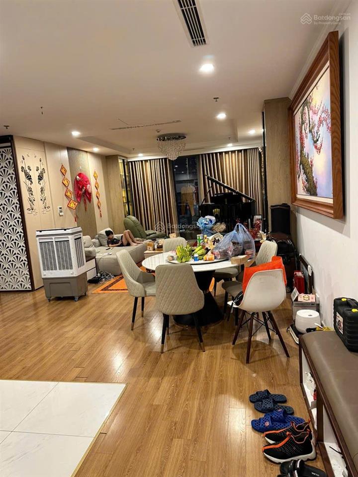 Bán căn hộ chung cư 128m2 tại vinhomes nguyễn chí thanh, đống đa, , 160tr/m, chính chủ