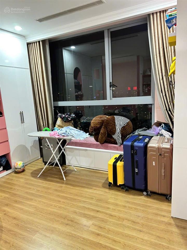 Bán căn hộ chung cư 128m2 tại vinhomes nguyễn chí thanh, đống đa, , 160tr/m, chính chủ