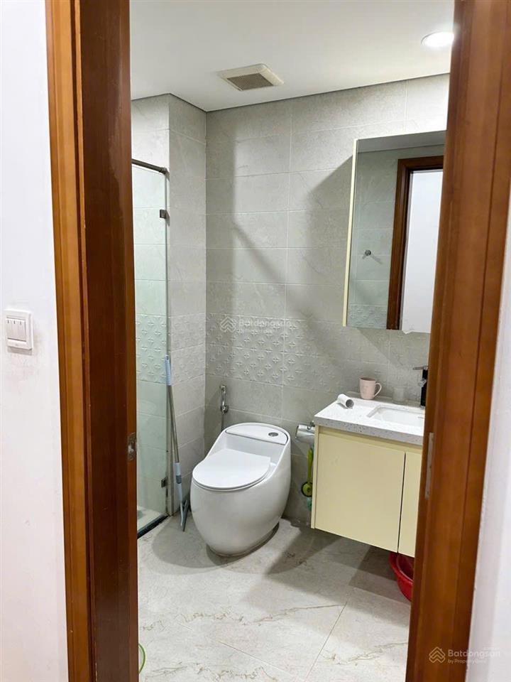 Bán căn hộ chung cư 128m2 tại vinhomes nguyễn chí thanh, đống đa, , 160tr/m, chính chủ