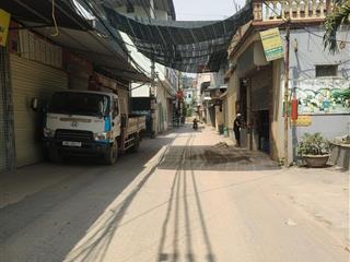 Bán đất la tinh 90m2 lô góc ngõ thông oto chạy vòng quanh