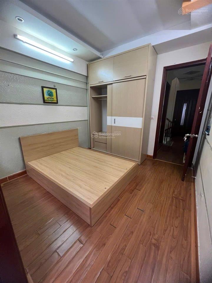 Bán nhà phố nhân hoà thanh xuân khu chia lô cán bộ 41m2 8 phòng ngủ dòng tiền ổn định
