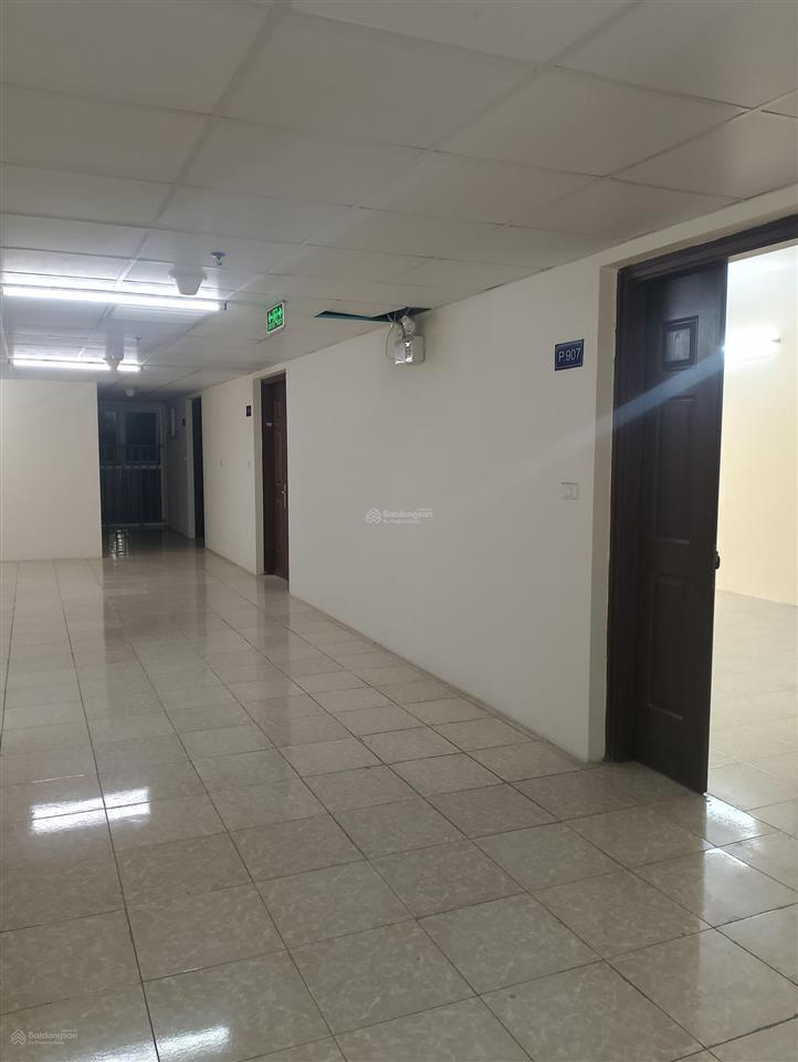 Cho thuê chcc tòa 30t, kđt nam trung yên. dt 50m2. 1pn, 1wc.