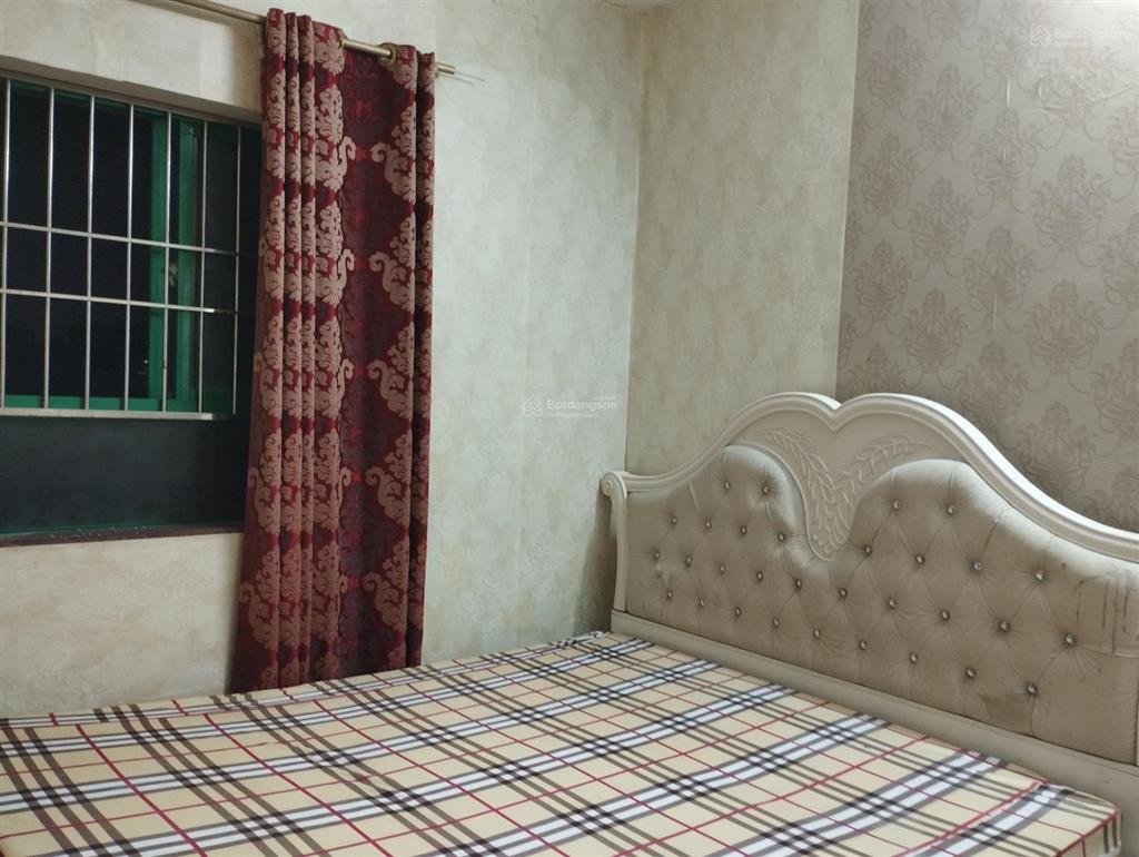 Cho thuê chcc, toà 17t10, đường nguyễn thị định, trung hoà nhân chính. dt 85m3. 2pn,1wc. giá 10tr5.