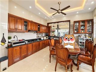 Siêu ngộp bank, nhà 2 mặt tiền đường khu dân cư êm đềm, 5 tầng,dt120 m2,ngang 8,1 mét, giá 7,5 tỷ