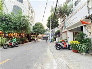 Rất cần tiền cần bán gấp gấp nhà mt đường ngay đại học ngân hàng, dt 45,8m2, ngang 5 mét giá 4,7 tỷ