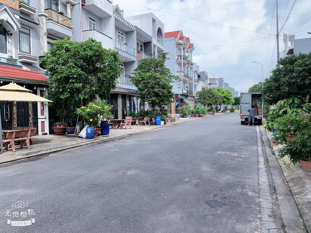 Chính chủ cần bán gấp lô đất mt khu dân cư êm đềm, suối nhum, dt 5 x 18, cn 90m2, giá 7,1 tỷ