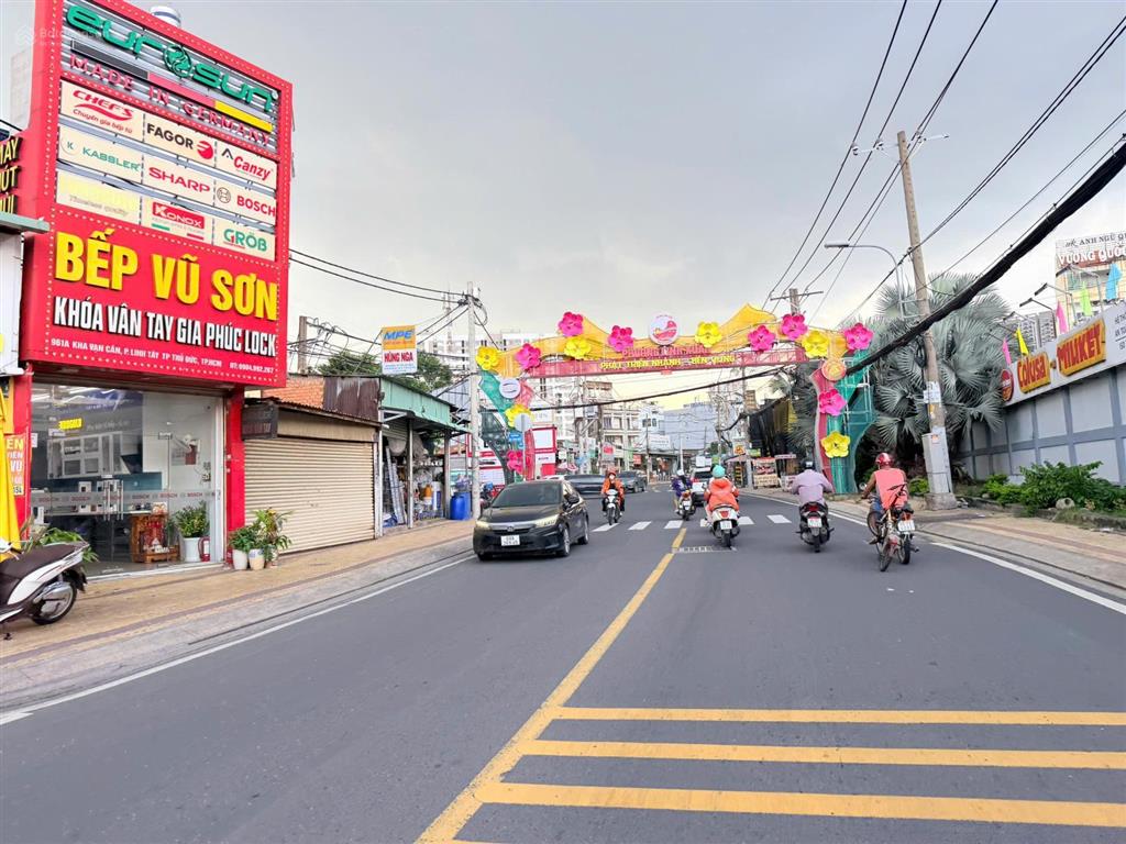 Chính chủ ngộp bank cần bán lô đất hẻm 8m,được xây hầm,6 tầng,ngay kha vạn cân,dt 140m2,giá 9,2 tỷ