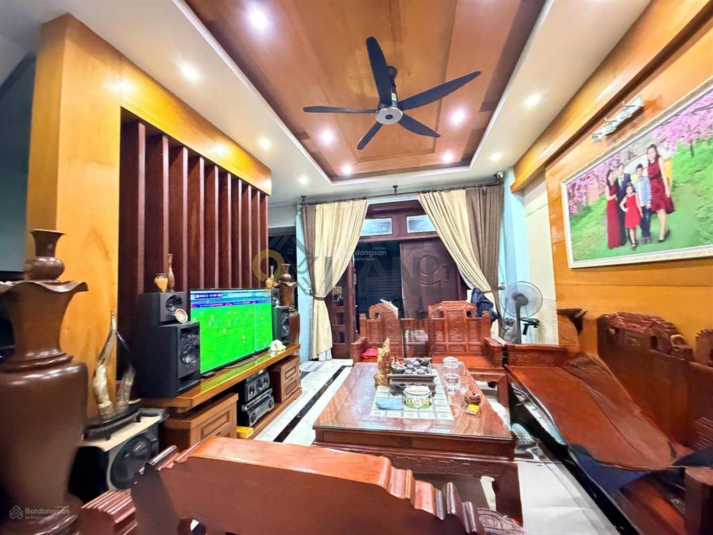 Siêu phẩm biệt thự lê văn chí, dt  7 x 24, cn 166m2, trệt, 2 lầu, giá 13,5 tỷ, ngay 0907 955 ***