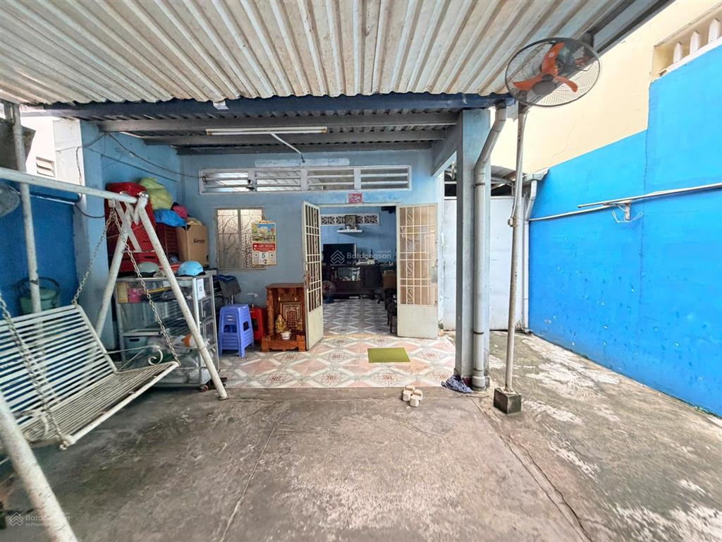 Bán gấp nhà mặt tiền đường ngay đh sư phạm kỹ thuật, dt 123m2, ngang 6,5m, giá 12,5 tỷ.