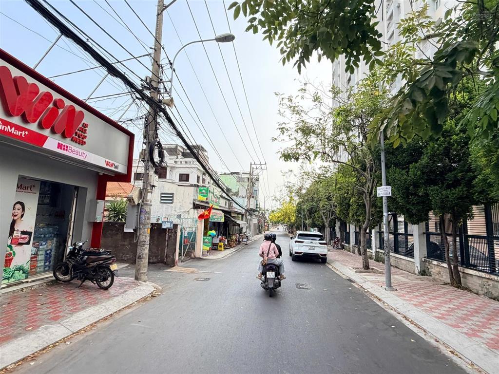 Ngộp lắm rồi, cần bán nhà ngay chung cư trường thọ, dt625,5m², ngang 25 mét, giá 38,3tr/m2
