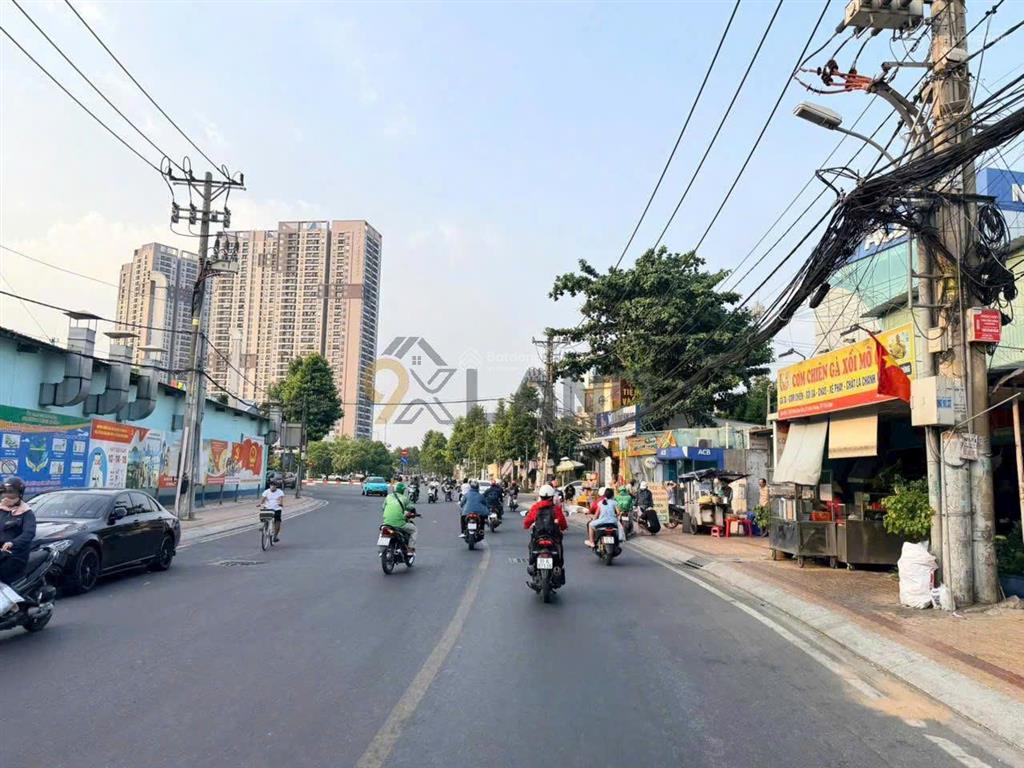 Bán gấp lô đất mặt tiền sầm uất ngay kha vạn cân, diện tích 5,1 x 19, công nhận 95m2, giá 10,5 tỷ