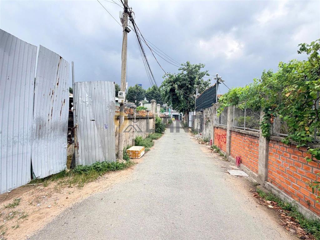 Gấp lắm mới có giá này, lô đất hẻm 6m ngay thcs linh trung, đường linh trung dt94m2, giá 6,6 tỷ