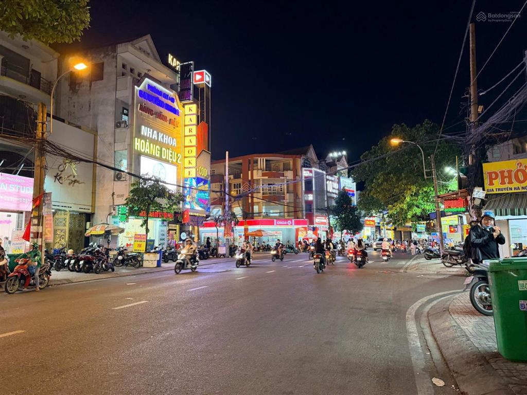 Siêu phẩm góc 2mt đường hoàng diệu 2,dt 100m2,(8*13), nhà 2 tầng, cho thuê 70tr/tháng, giá 14,5 tỷ