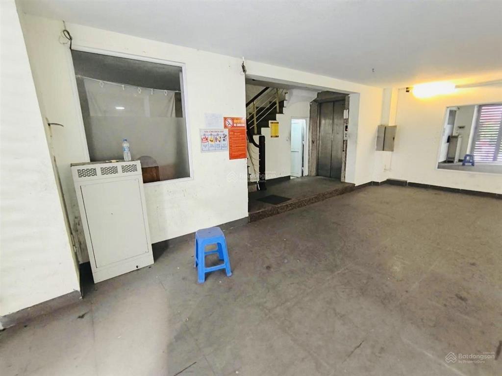 Chủ gửi bán toà căn hộ dịch vụ thương mại  phố hoa lâm việt hưng diện tích sàn 105m2 mt 11m