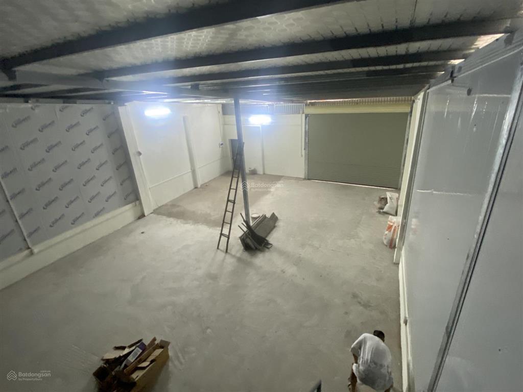 Cực hiếm! cho thuê nhà xưởng phố bằng b  oto tải tránh trước nhà  diện tích 250m  giá 25tr/thang