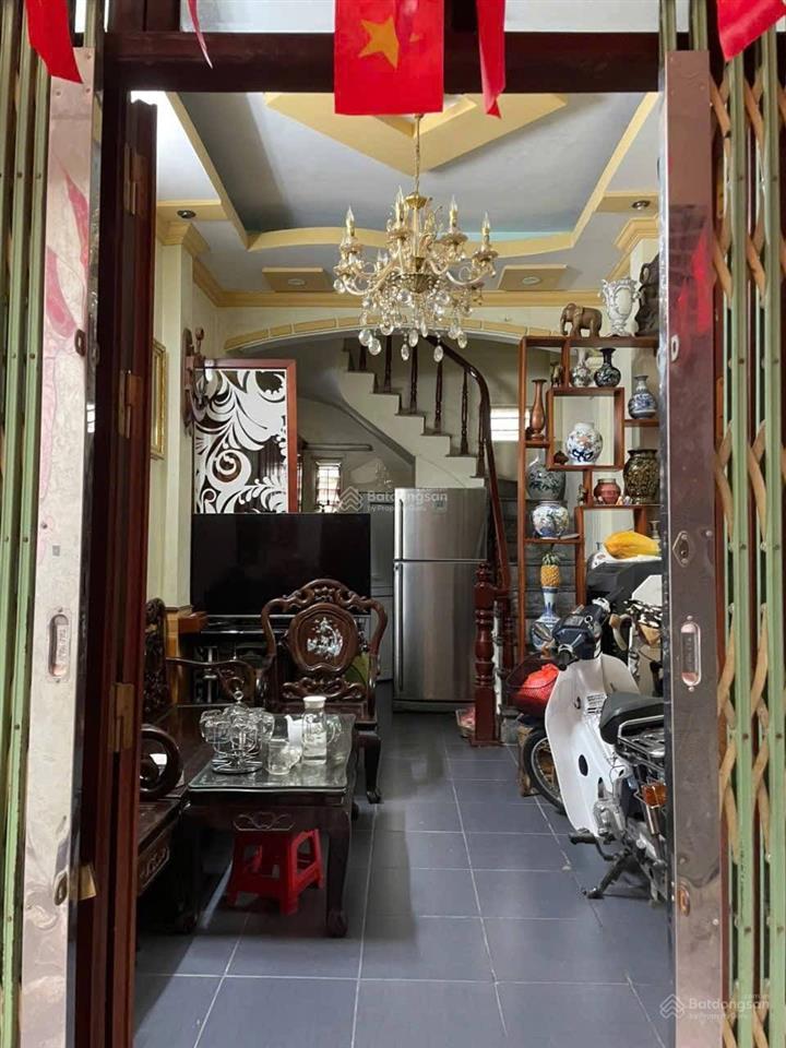 Bán nhà 5 tầng giá 4,85 tỷ gần ô tô nhà đẹp, ở ngay!