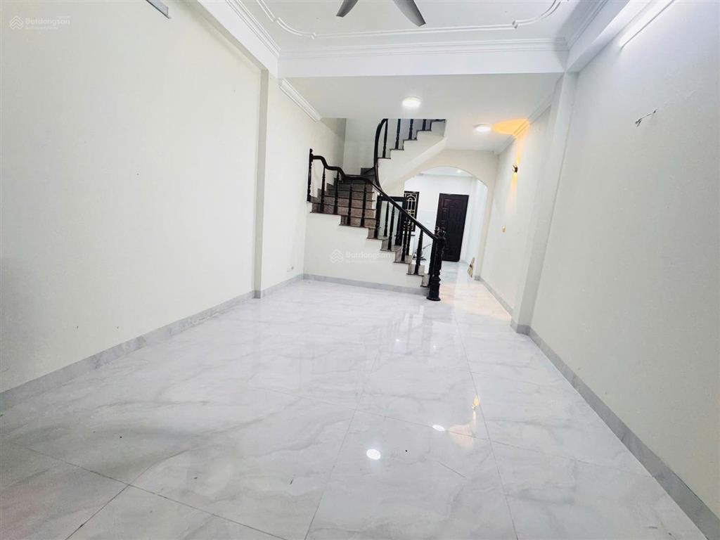 Cho thuê nhà mp vệ hồ. cho thuê mọi mô hình. nhà mới sửa chữa cải tạo