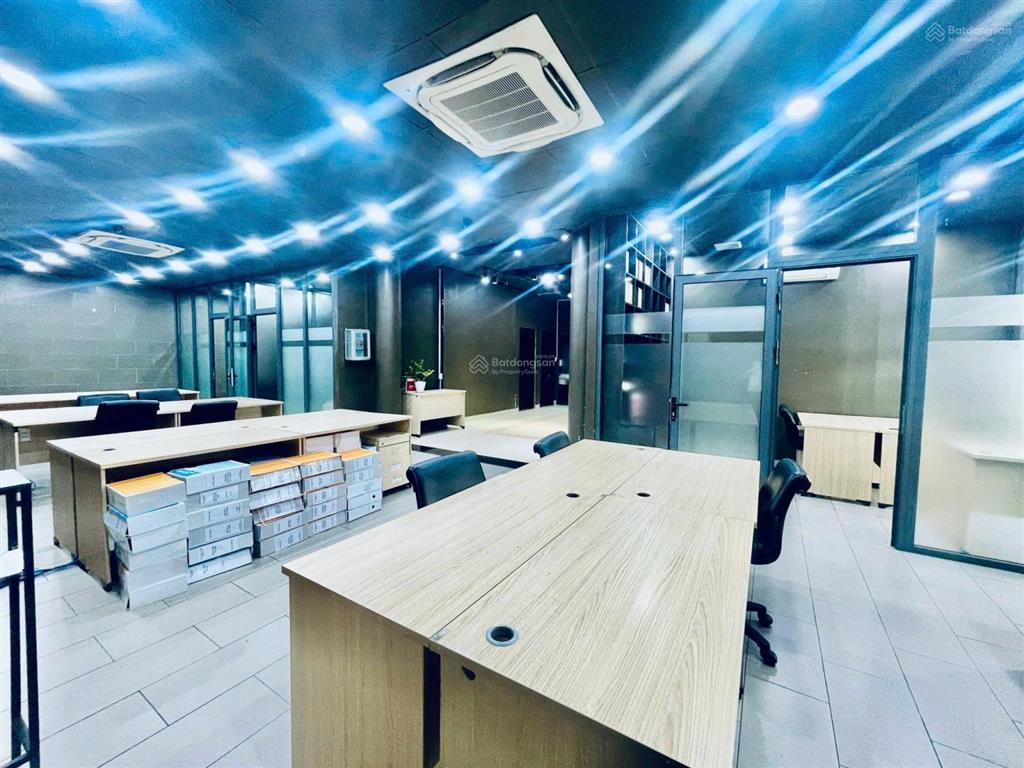 Bán nhà bề ngang 15m .phường 7 gò vấp  3 tầng hđt 100tr/th bán 39 tỷ