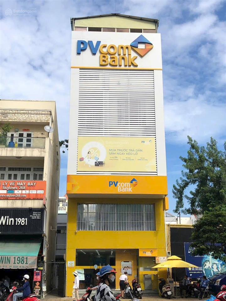 Góc 2mt siêu vip lạc long quân  quận 11 (6.6x12)  6 tầng  hđ thuê 76tr/th  bán 26.5 tỷ