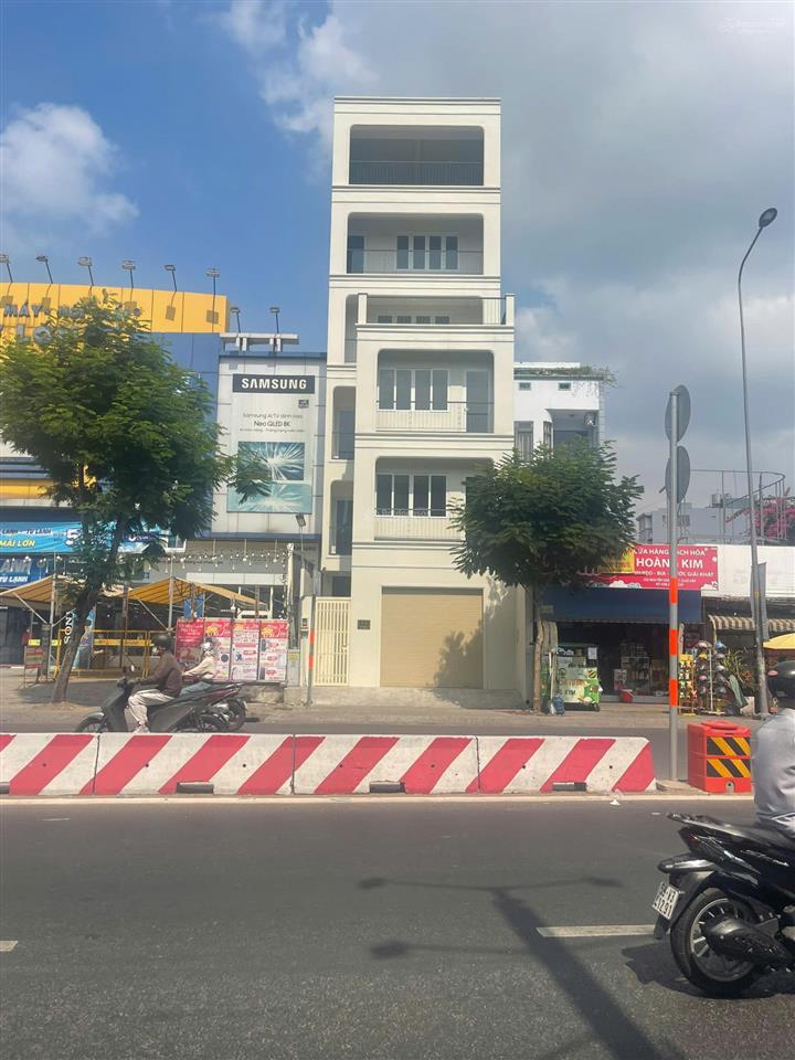 Bán tòa nhà mặt tiền quang trung  quận gò vấp( 6.1x27)6 tầng dòng tiền 150tr/th bán 34 tỷ