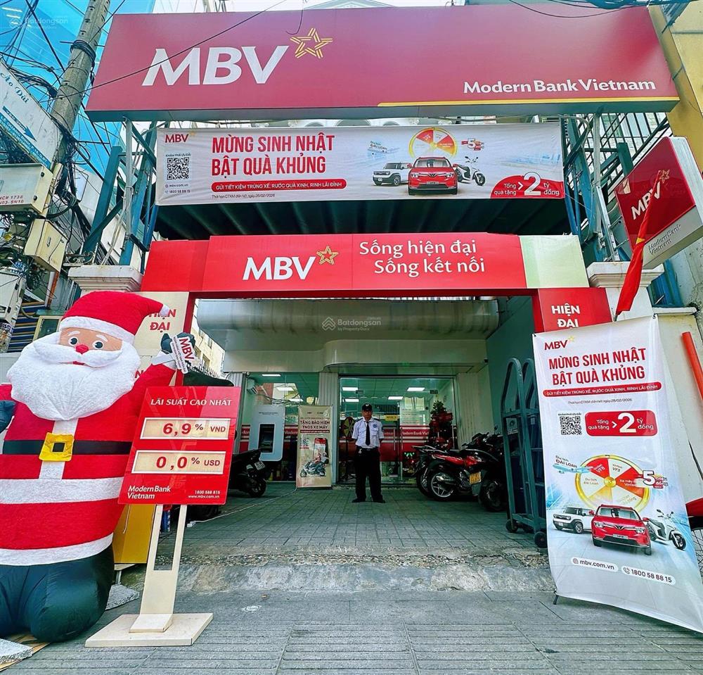 Bán nhà góc 2mt lê quang định  bình thạnh (nh 8x22m)  4 tầng  hdt 100tr/th  bán 36 tỷ
