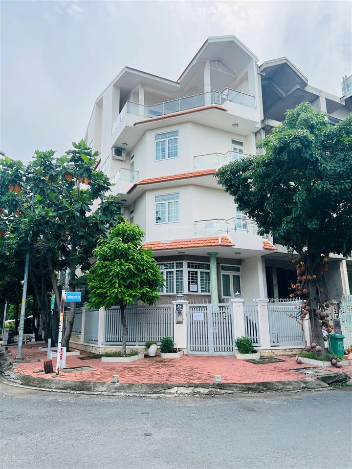 Siêu phẩm góc 2mt khu him lam  quận 7 (7.5x20m)  hầm 4 tầng  hđt 100tr/tháng  bán 42 tỷ