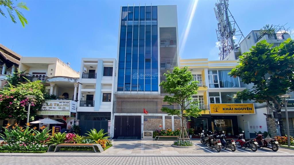 Bán tòa nhà mặt tiền siêu hiếm  tân phú  (8x18)  hầm 7 tầng  hdt 90tr/th  bán 31 tỷ