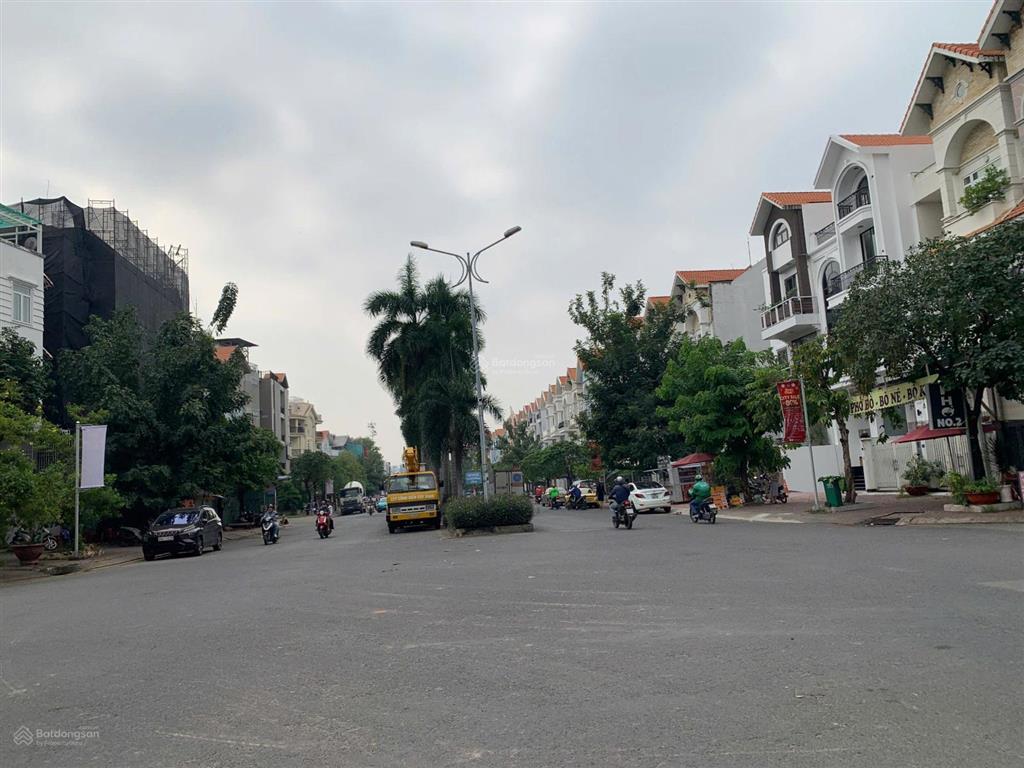 Bán căn góc 2mt siêu hiếm khu tân hưng  quận 7  (10x20m)  hầm 4 tầng  bán 80 tỷ
