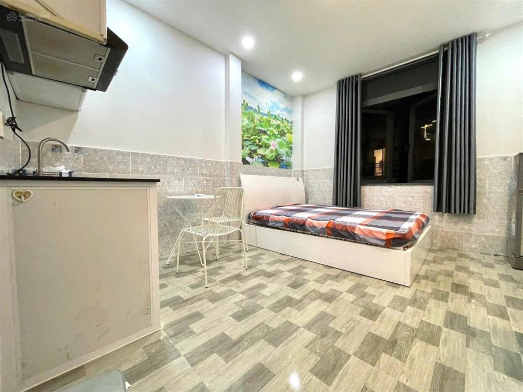 Bán tòa căn hộ góc 2mt khu tân quy  quận 7 (11x20m)  6 tầng  hđt 170tr/th  bán 45 tỷ