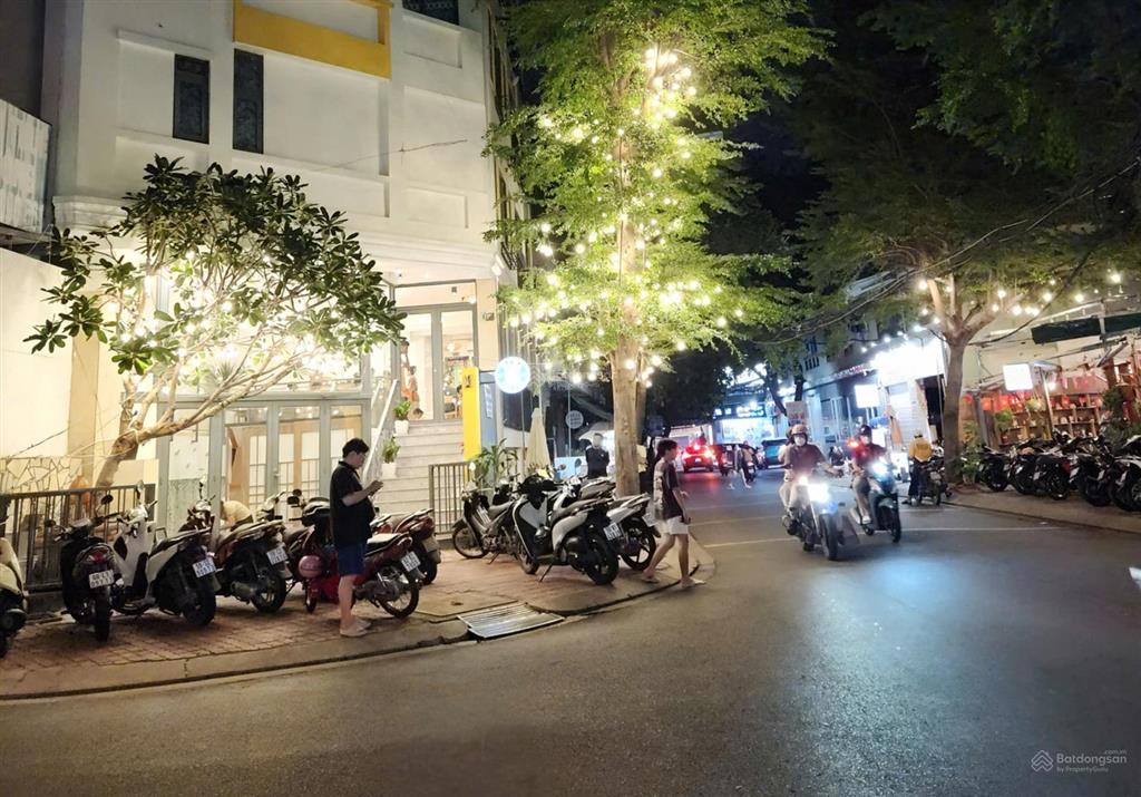 Bán nhà góc 2mt khu kim sơn  quận 7  (5x20)  hầm 5 tầng  hđt 80tr/th  bán 29 tỷ