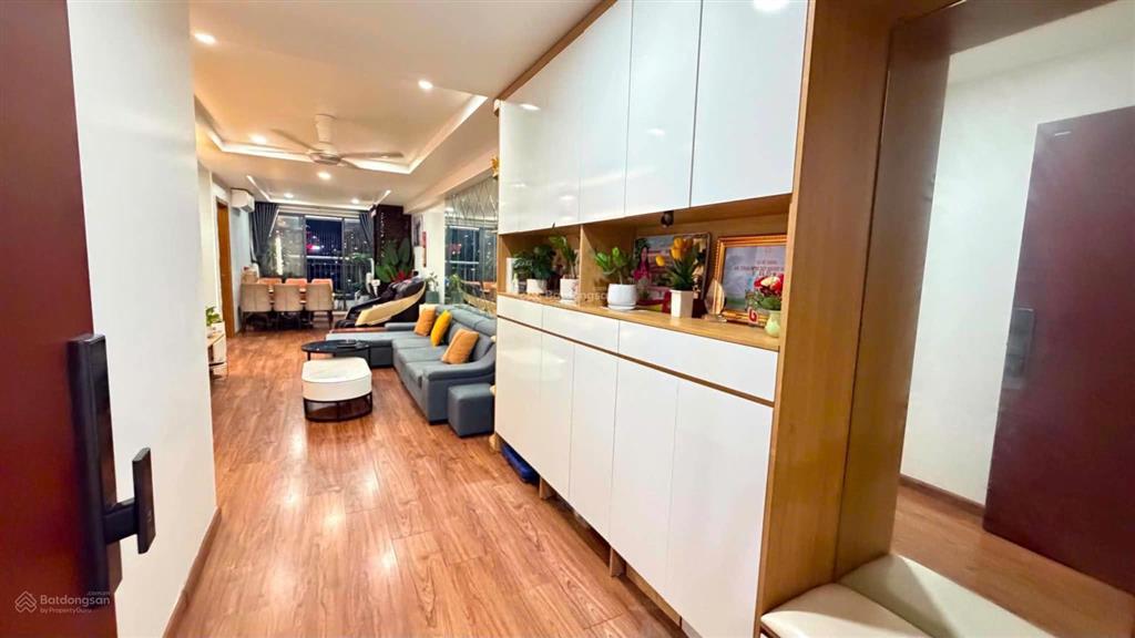 Bán nhanh căn chung cư ecolife tây hồ 86,8m2, full nội thất, view sân vườn siêu đẹp
