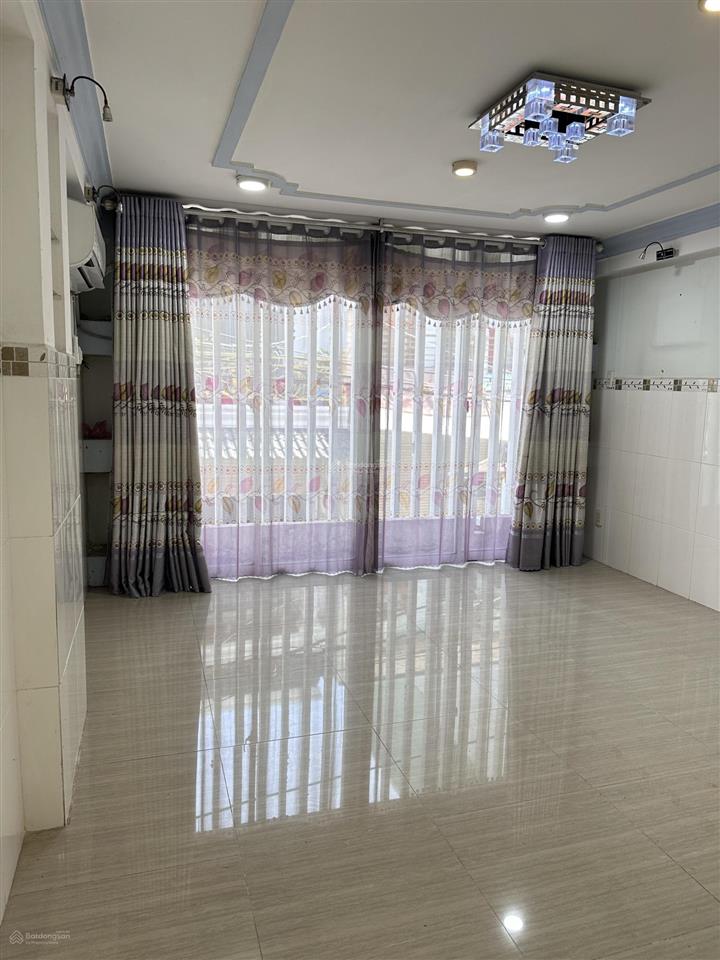 Chính chủ cần bán nhà mặt tiền sát cạnh aeon mall tân phú  nở hậu thông xe tứ phía  bình tân