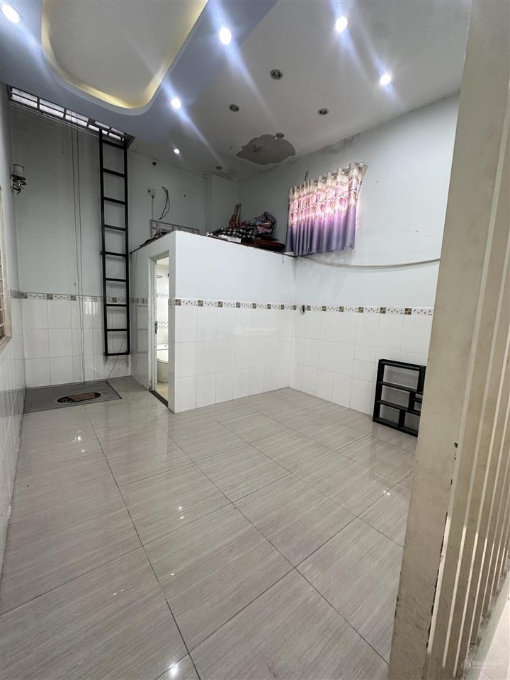 Chính chủ cần bán nhà mặt tiền sát cạnh aeon mall tân phú  nở hậu thông xe tứ phía  bình tân