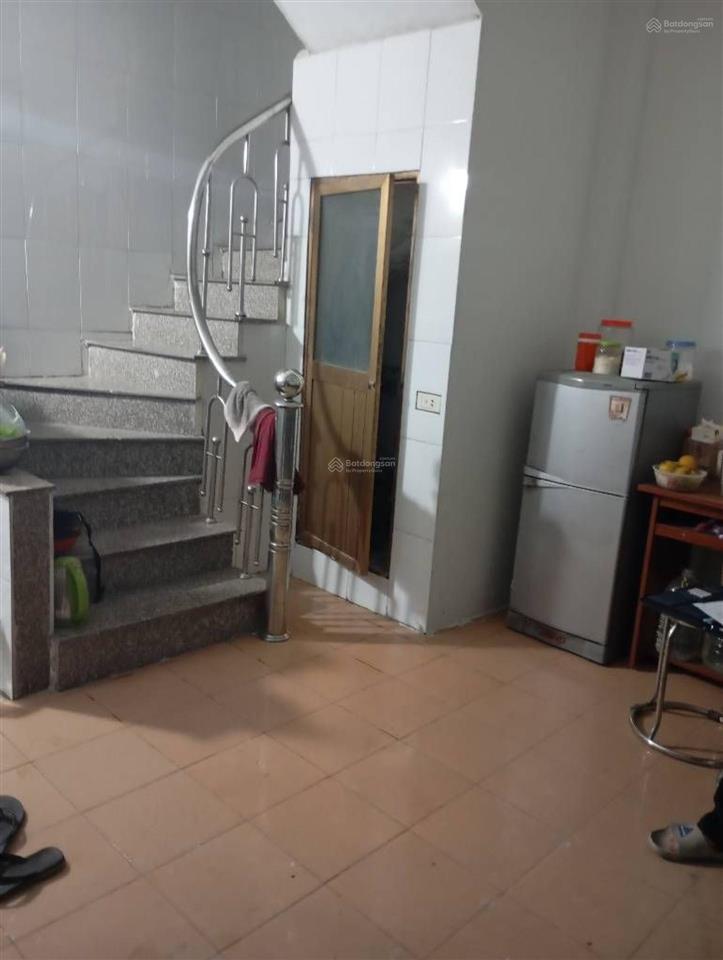 Bán nhà cổ nhuế diện tích 21m giá 3.6 tỷ tổng 5 tầng