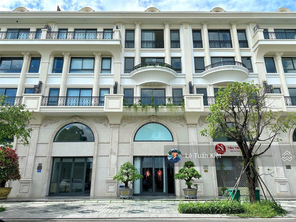 Cho thuê nguyên căn hoàn thiện mới. giá 90tr/tháng có hệ thống pccc. tại kdt vạn phúc city, thủ đức