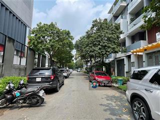 Nhà nguyên căn cho thuê giá tốt 30tr/tháng. vị trí tọa lạc đắc địa thoáng mát. tại kdt vạn phúc