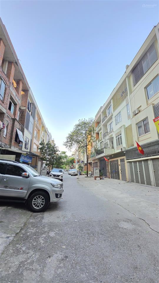 Chủ cần tiền bán gấp lk rẻ nhất kđt văn khê, hà đông 83m², 5 tầng hoàn thiện, mt5m, nhỉnh 18 tỷ