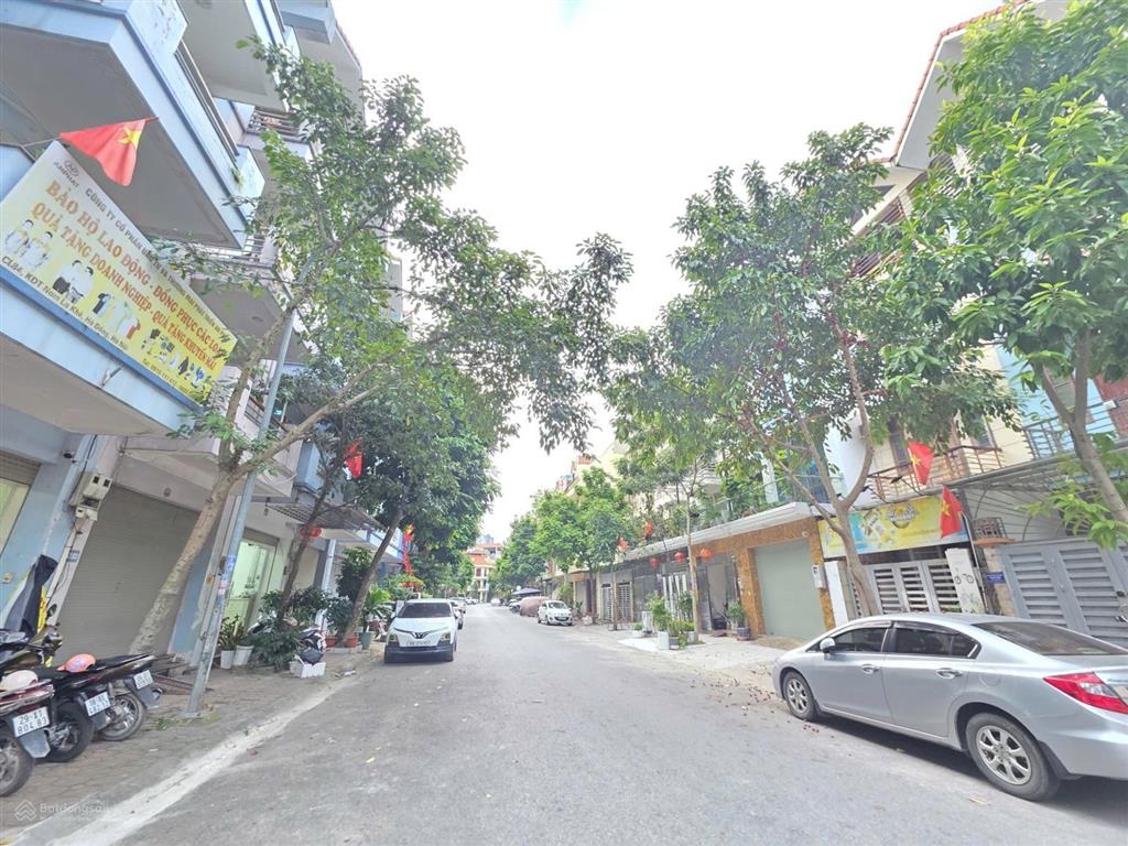 Bán gấp giá cực tốt lk kđt nam la khê  hà đông  58m  5 tầng  mặt đường 25m  ở và kinh doanh