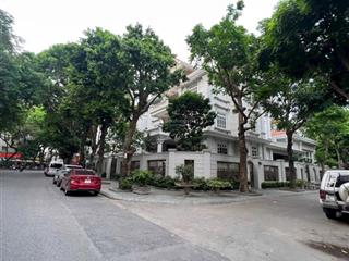 Chủ vỡ nợ giảm sốc 33 tỷ siêu biệt thự mặt phố bán đảo linh đàm  285m2  4 tầng có hầm  mt12.5m