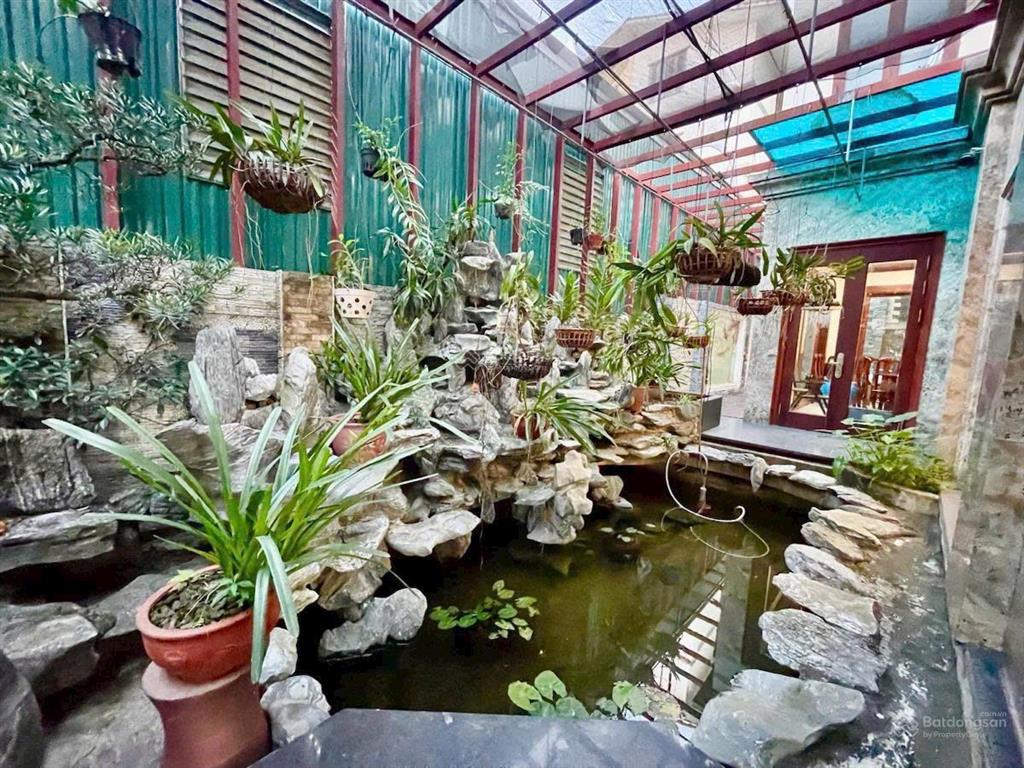 Chủ vỡ nợ giảm sốc 33 tỷ siêu biệt thự mặt phố bán đảo linh đàm  285m2  4 tầng có hầm  mt12.5m