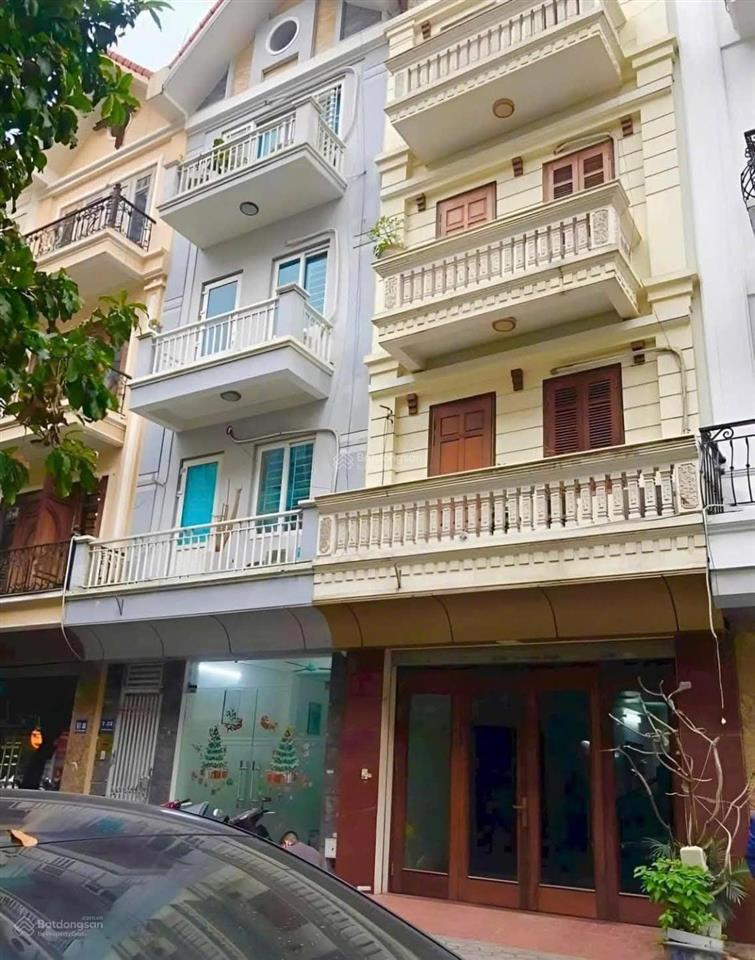 Bán gấp nhà lk làng việt kiều châu âu, mộ lao, hà đông, 80m, 4 tâng, ô tô tránh vỉa hè, kinh doanh.