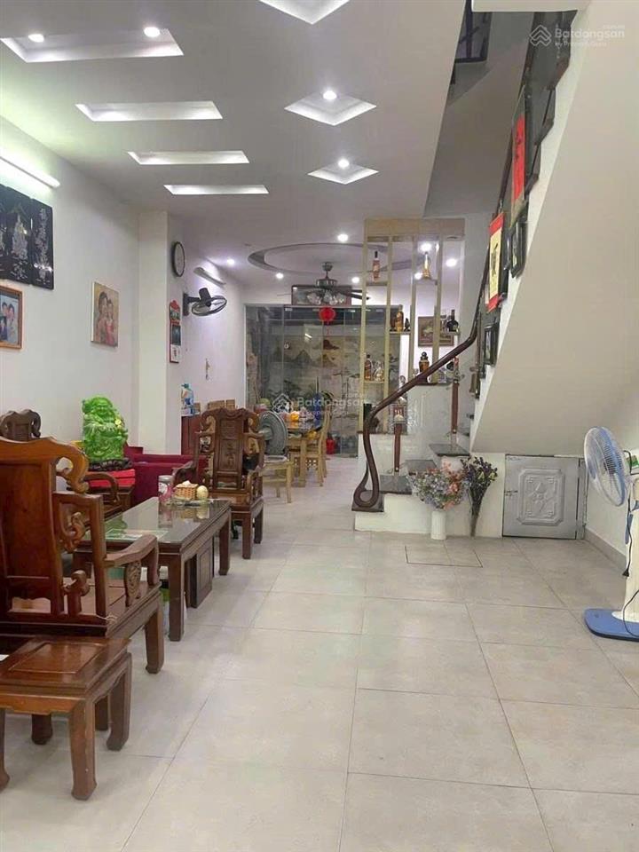 Bán gấp nhà lk làng việt kiều châu âu, mộ lao, hà đông, 80m, 4 tâng, ô tô tránh vỉa hè, kinh doanh.