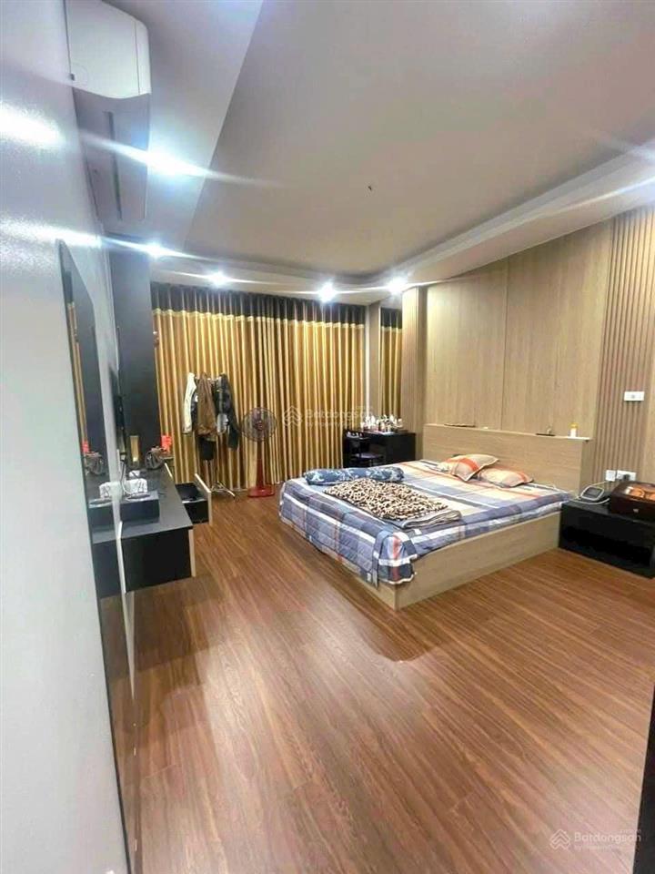 Bán gấp nhà lk làng việt kiều châu âu, mộ lao, hà đông, 80m, 4 tâng, ô tô tránh vỉa hè, kinh doanh.