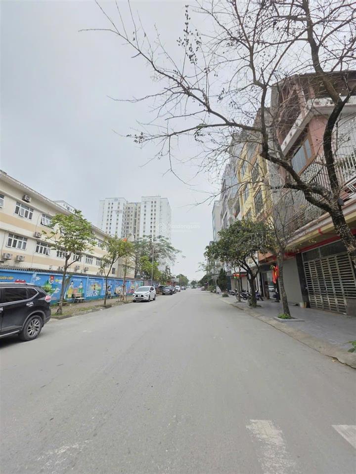 Chủ nhà giảm sốc 5 tỷ/lô đất đấu giá kiến hưng  hà đông 90m  mt8.2m  ô tô tránh vỉa hè