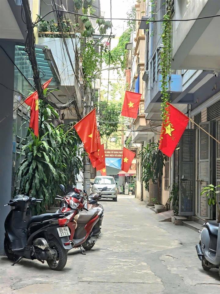 Phân lô ô tô vào nhà  khu tập thể công an xa la  hà đông 51m  mt4.5m