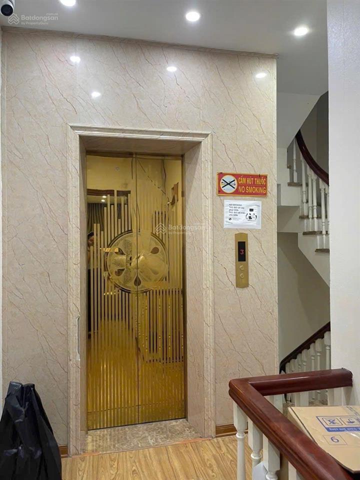 Chủ ngộp cần bán gấp nhà 7 tầng thang máy kđt kiến hưng 50m  mt4m  ô tô tránh  vỉa hè rộng