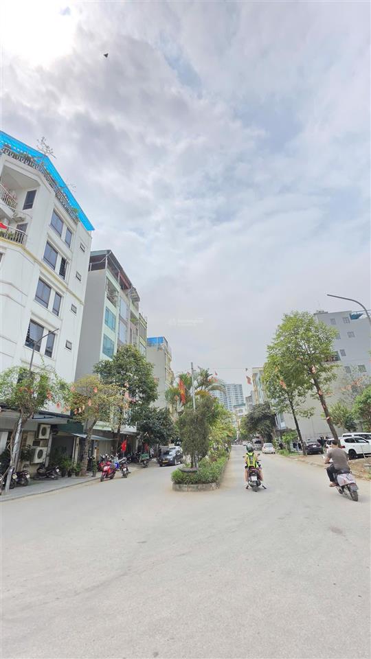 Thanh khoản gấp nhà kđt văn khê  hà đông  trục chính đường đôi kinh doanh  50m  mt4.23m