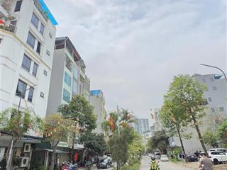 Thanh khoản gấp nhà kđt văn khê  hà đông  trục chính đường đôi kinh doanh  50m  mt4.23m