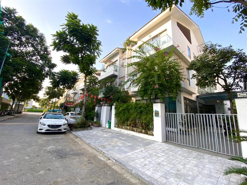 Bán biệt thự sân vườn dương nội  hà đông 200m  mt10m  3 mặt thoáng  4 tầng full nội thất