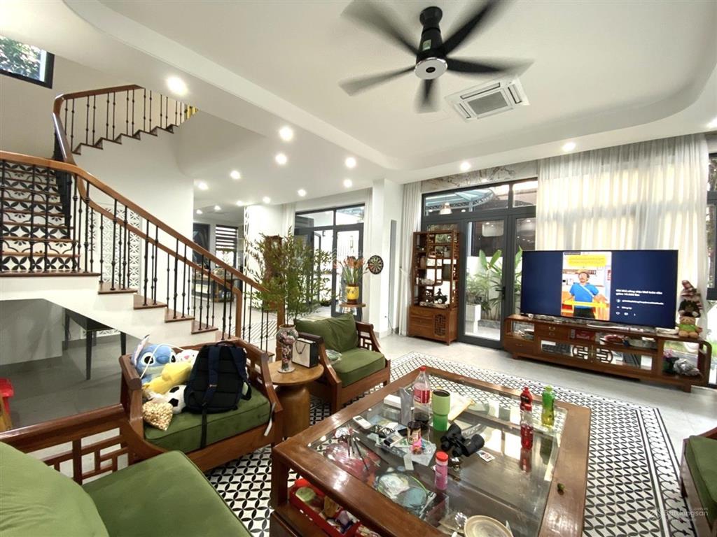 Bán biệt thự sân vườn dương nội  hà đông 200m  mt10m  3 mặt thoáng  4 tầng full nội thất